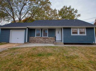 210 Westwood Dr, Brentwood, NY 11717