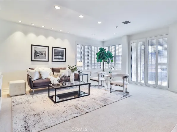 4706 Park Encino Ln Unit 124, Encino, CA 91436