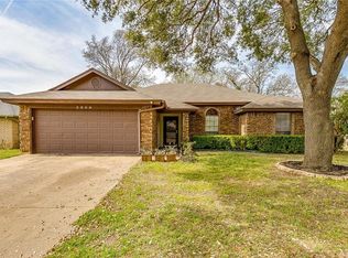 2509 Bayberry Ln, Euless, TX 76039