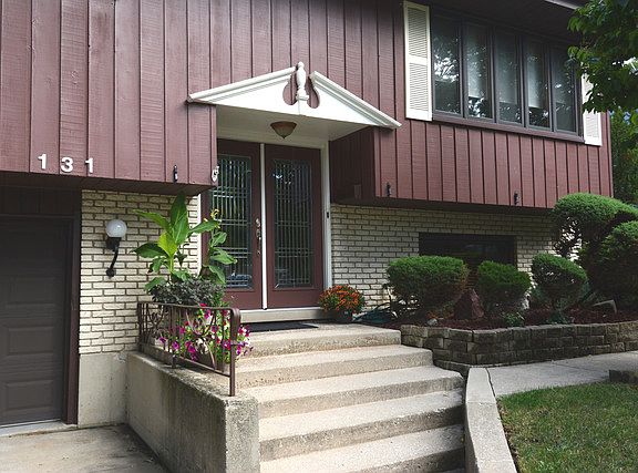 2nd image of 131 N Pleasant Ave
