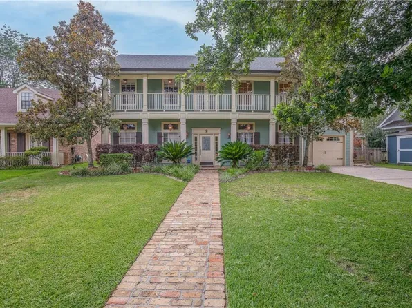 2 Tudor Ln, River Ridge, LA 70123