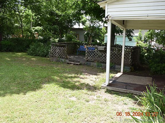 3rd image of 304 E Taliaferro St