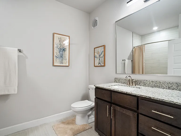 102 West Crossing — Photo 7