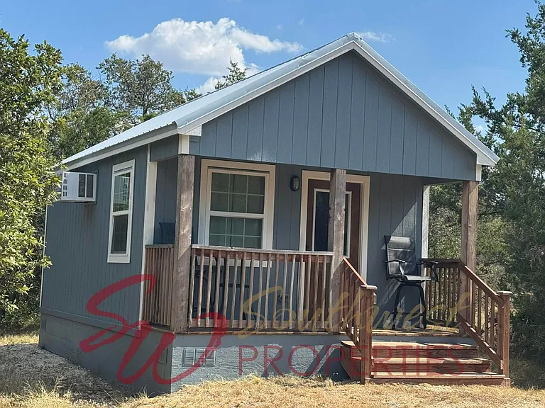 3435 County Road 117 — Photo 2