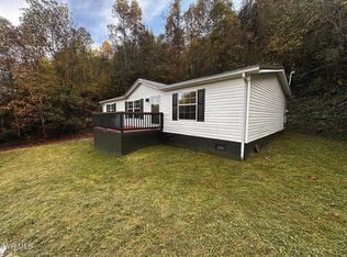 8802 Gateway Dr, Wise, VA 24293