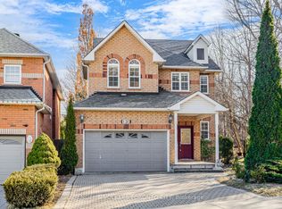 130 Old Colony Rd, Richmond Hill, ON L4E3V1