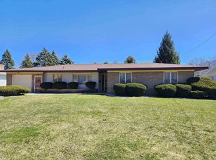 1507 Raymond St, Bay City, MI 48706