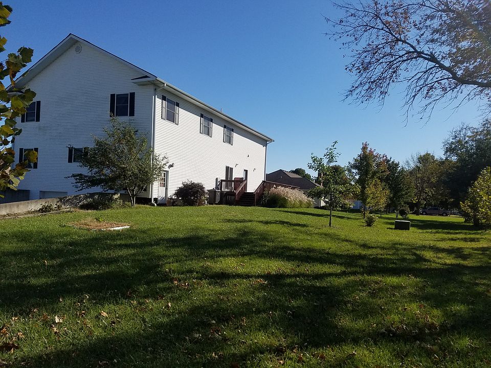 2nd image of 304 S Sandia St