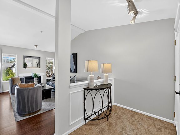 4th image of 15150 140th Way SE Unit T302