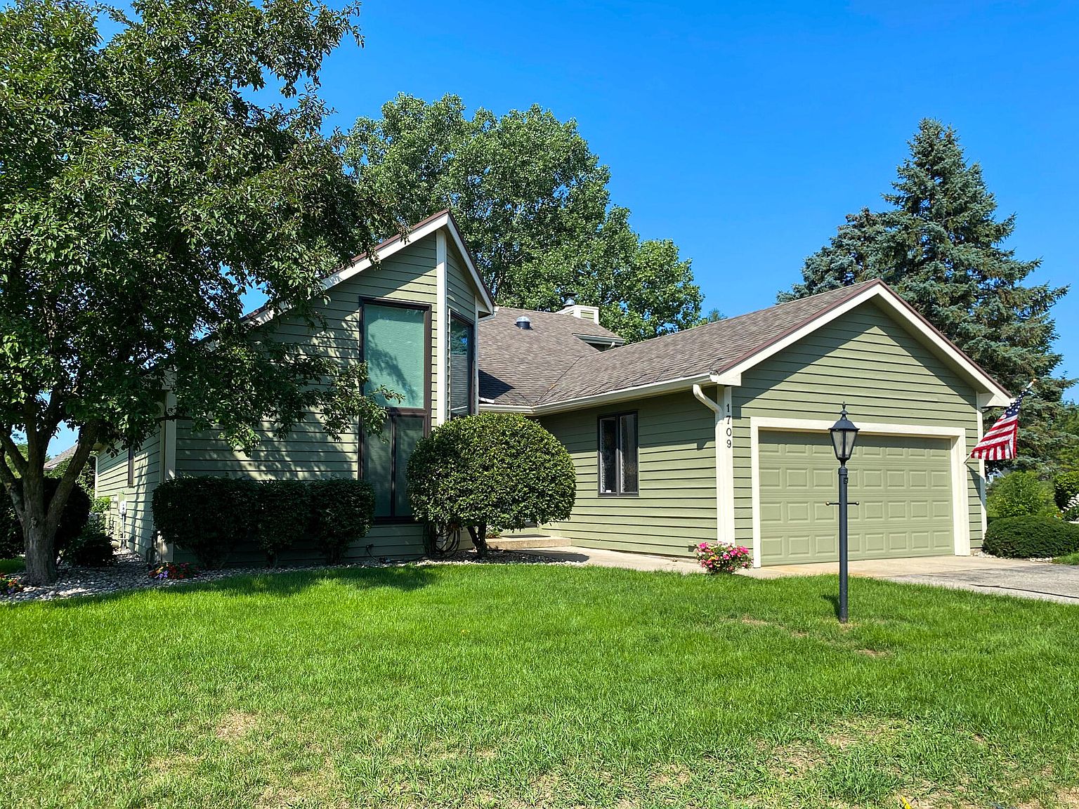 1709 Fountainview Ct SE, Caledonia, MI 49316 Zillow