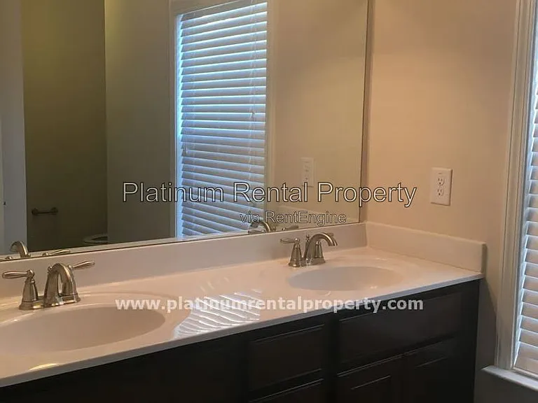 2398 Calistoga Ct — Photo 17