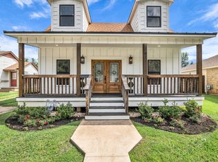 911 N 31st St, Waco, TX 76707
