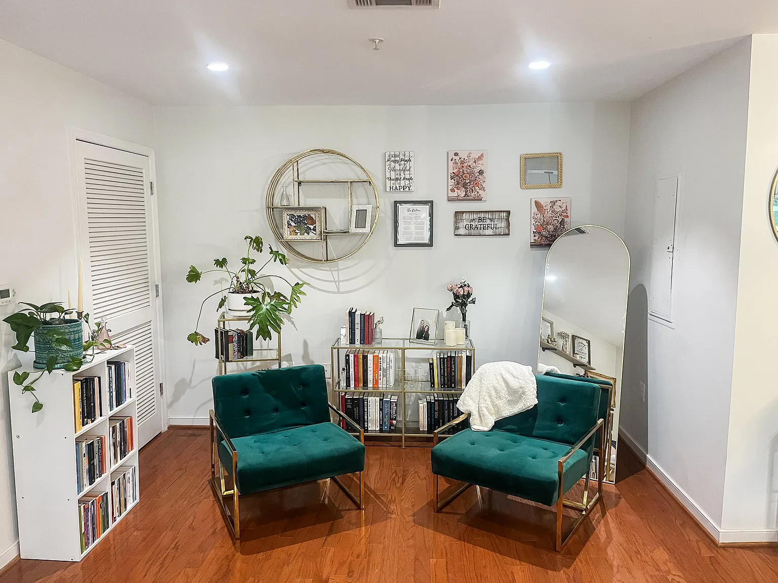 1 bed, 851 sqft, $2,400 — Photo 3