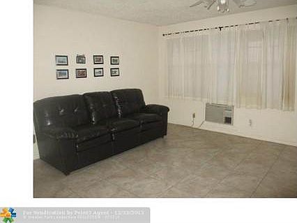 5th image of 283 Markham M #283