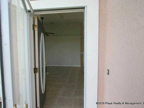 4th image of 337 Crossroad Lakes Dr