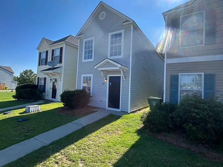 507 Summit Terrace Ct — Photo 3