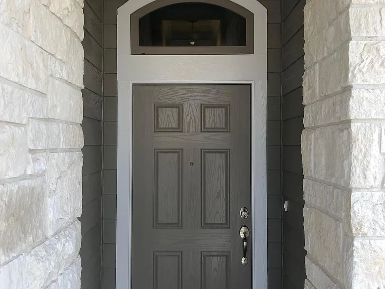 617 Ripplewood Dr — Photo 2