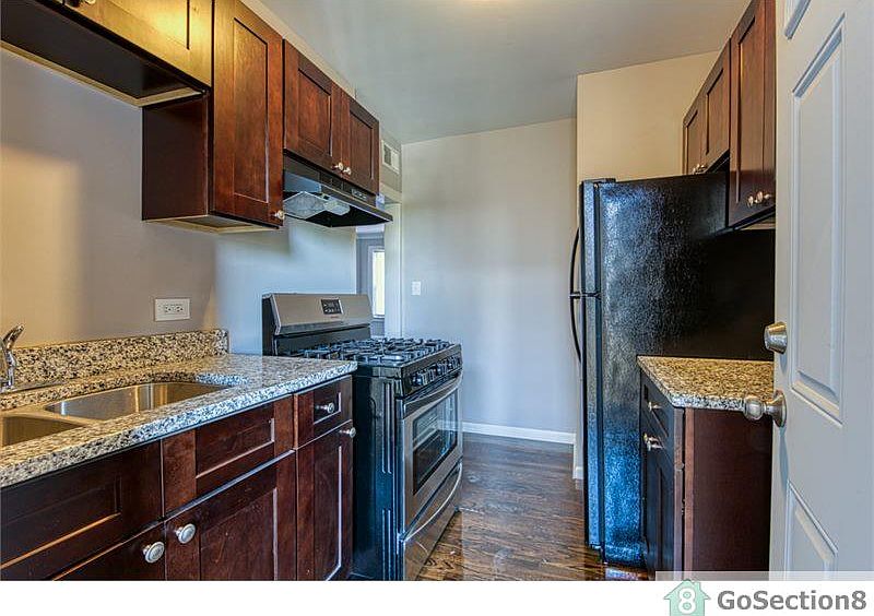 1st image of 7119 S East End Ave APT 3A