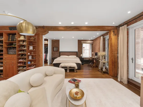 62 Beach Street image 8 of 14