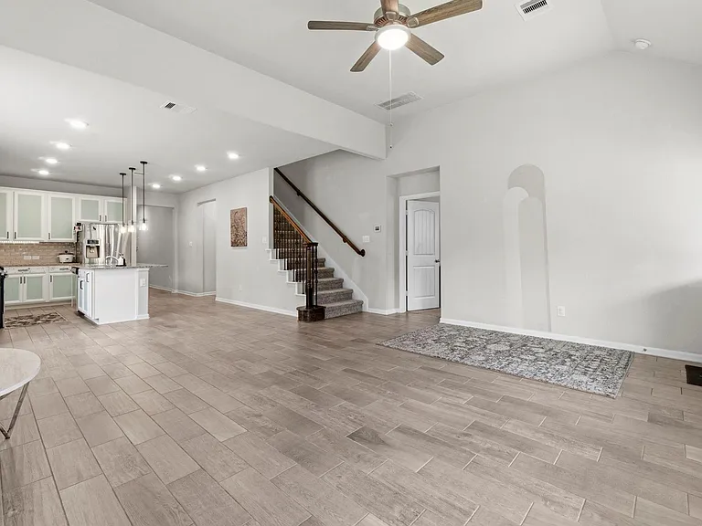 4551 Overlook Bend Dr — Photo 10