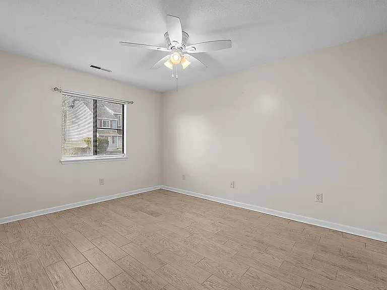 1850 Colony Dr #2S — Photo 17