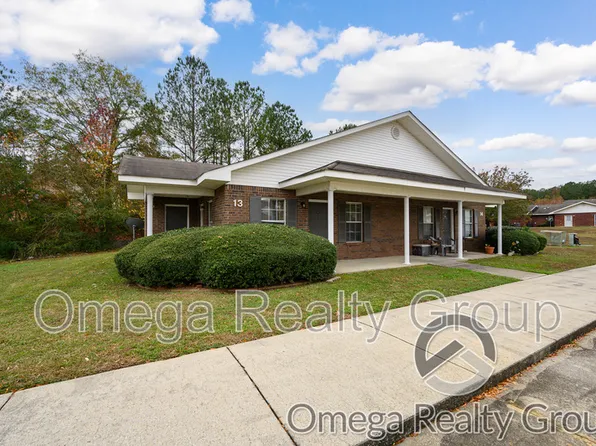 100 Egg And Butter Rd APT 13, Columbiana, AL 35051