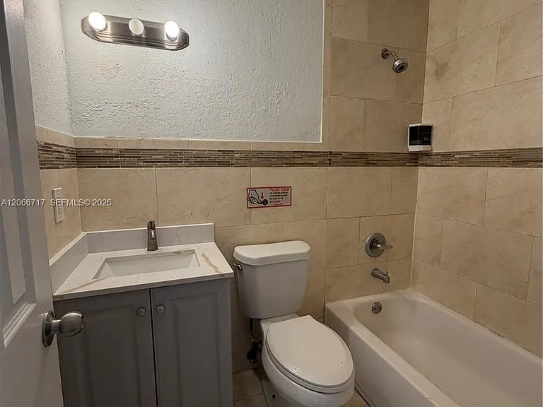 328 SW 15th Ave — Photo 18