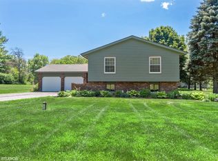 486 E 900 N, Valparaiso, IN 46383