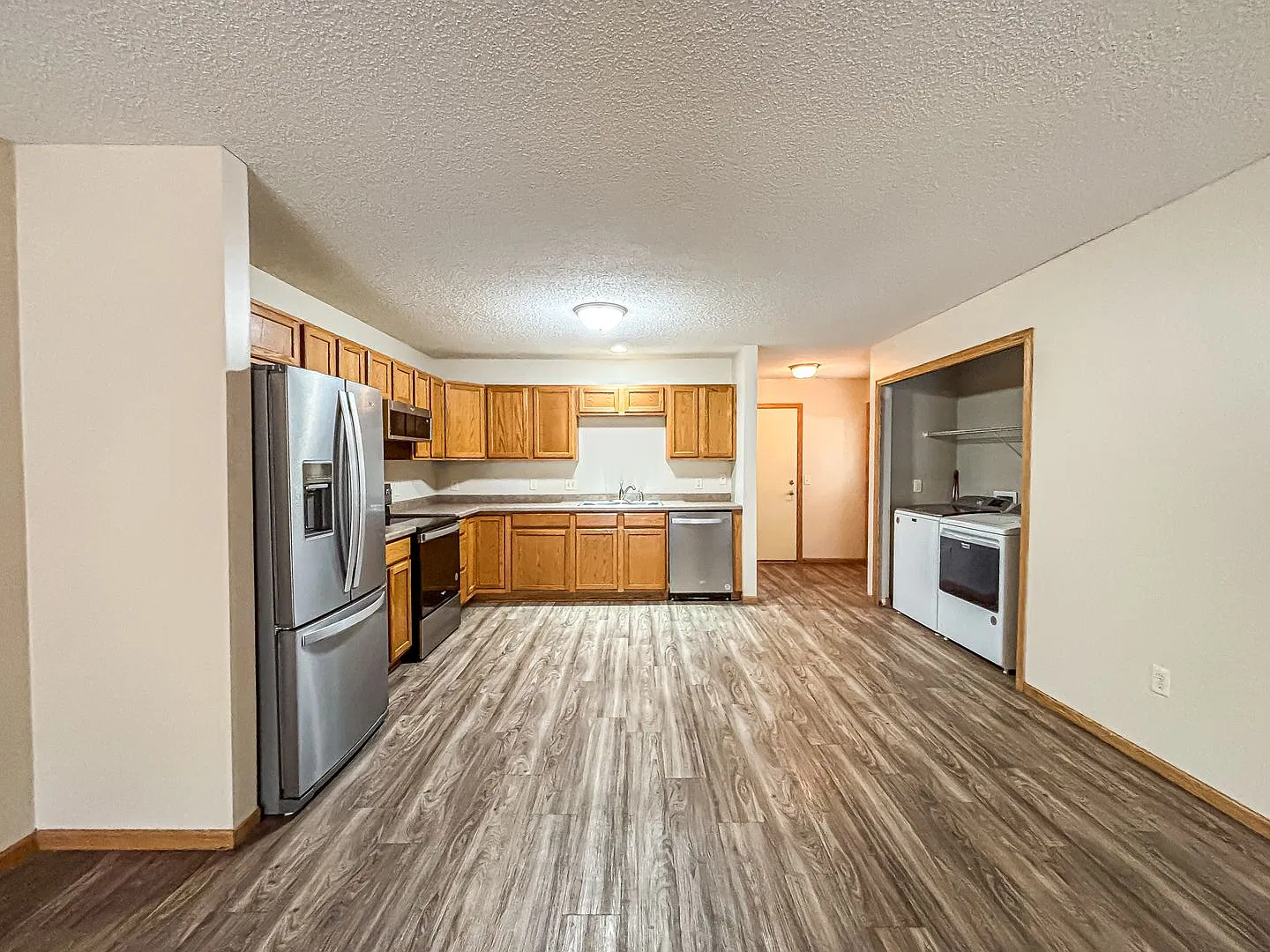 2 Bedroom Town Home — Photo 2