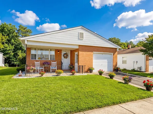 116 Orlando Boulevard, Toms River, NJ 08757