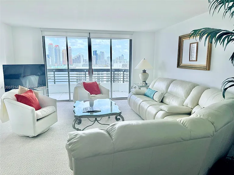 3500 Mystic Pointe Dr #2306 — Photo 10