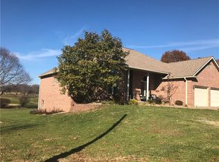 322 Dublin Dr, Mineral Wells, WV 26150