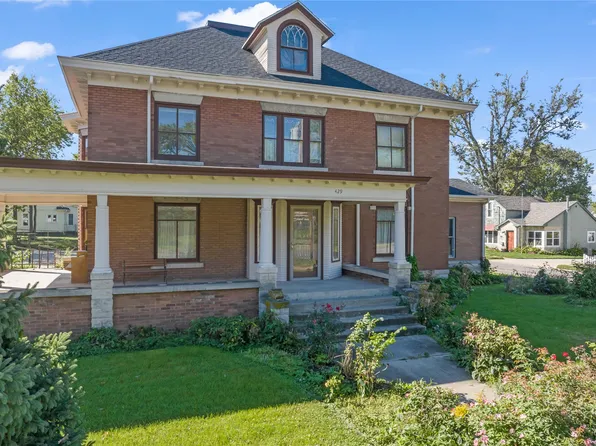 429 1st Ave W, Newton, IA 50208