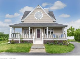 44 Willow Ln, Portland, ME 04102