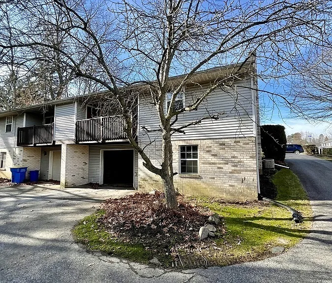 Kimes Rd — Photo 110