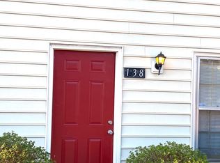 138 Old Ferry Way #138, Roswell, GA 30076