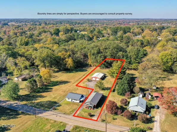 21405 Seminary St, Hollow Rock, TN 38342