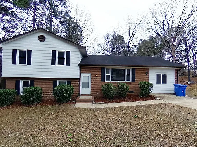 7545 Fox Fern Dr — Photo 1
