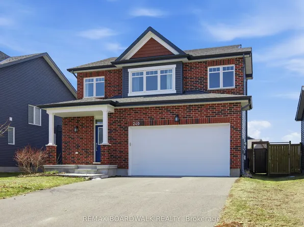 240 Boyd St, Carleton Place, ON K7C 3B5