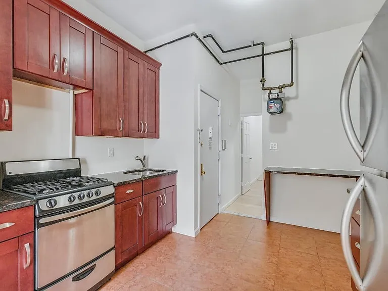 61 E 3rd St #3 — Photo 2