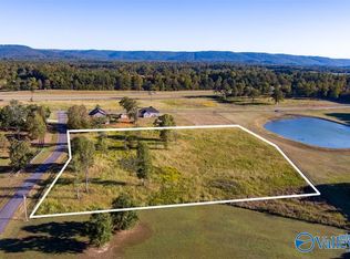 Lots 1 & 2 Deerfoot Dr, Stevenson, AL 35772