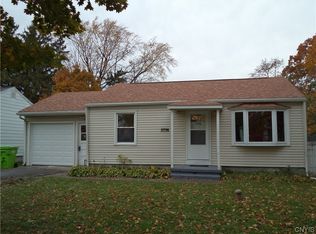 226 Ridge Ave, Liverpool, NY 13088