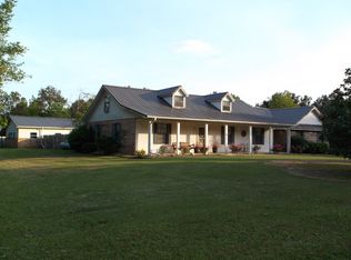 7680 Fairview Banner Rd, Golden, MS 38847