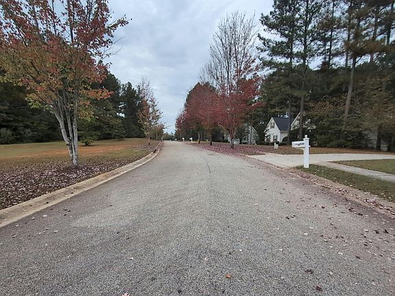 5th image of 530 Kaitlin Cir