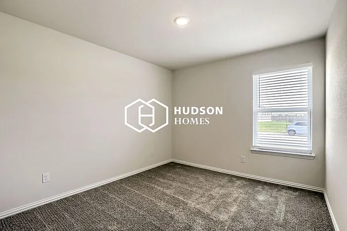 3020 Titus Ct — Photo 6