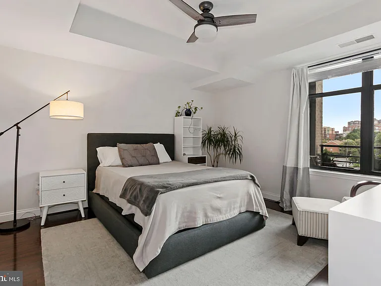 525 N Fayette St #413 — Photo 14