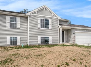 15950 Hobart St, Lowell, IN