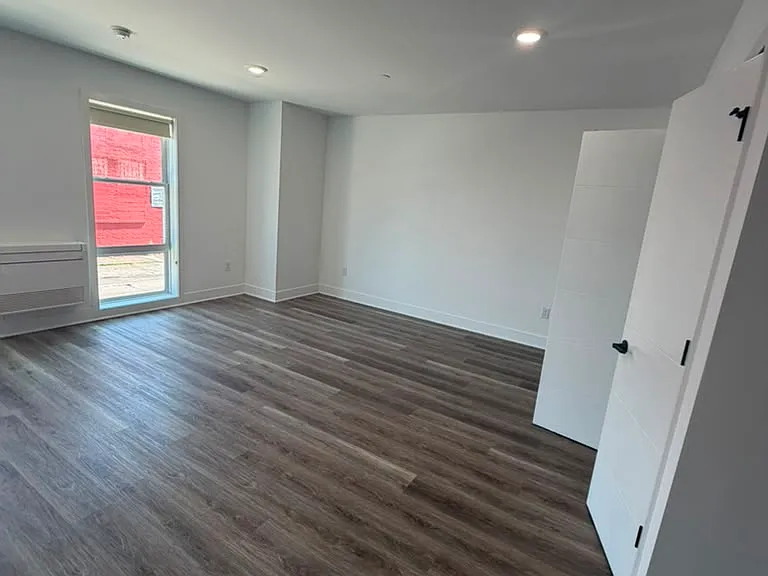 330 Cecil B. Moore Ave — Photo 30