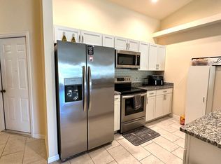 642 SE 13th Pl, Cape Coral, FL 33990