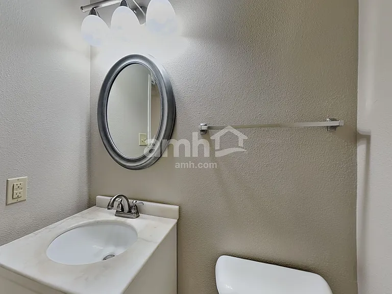 15192 Beam St — Photo 10
